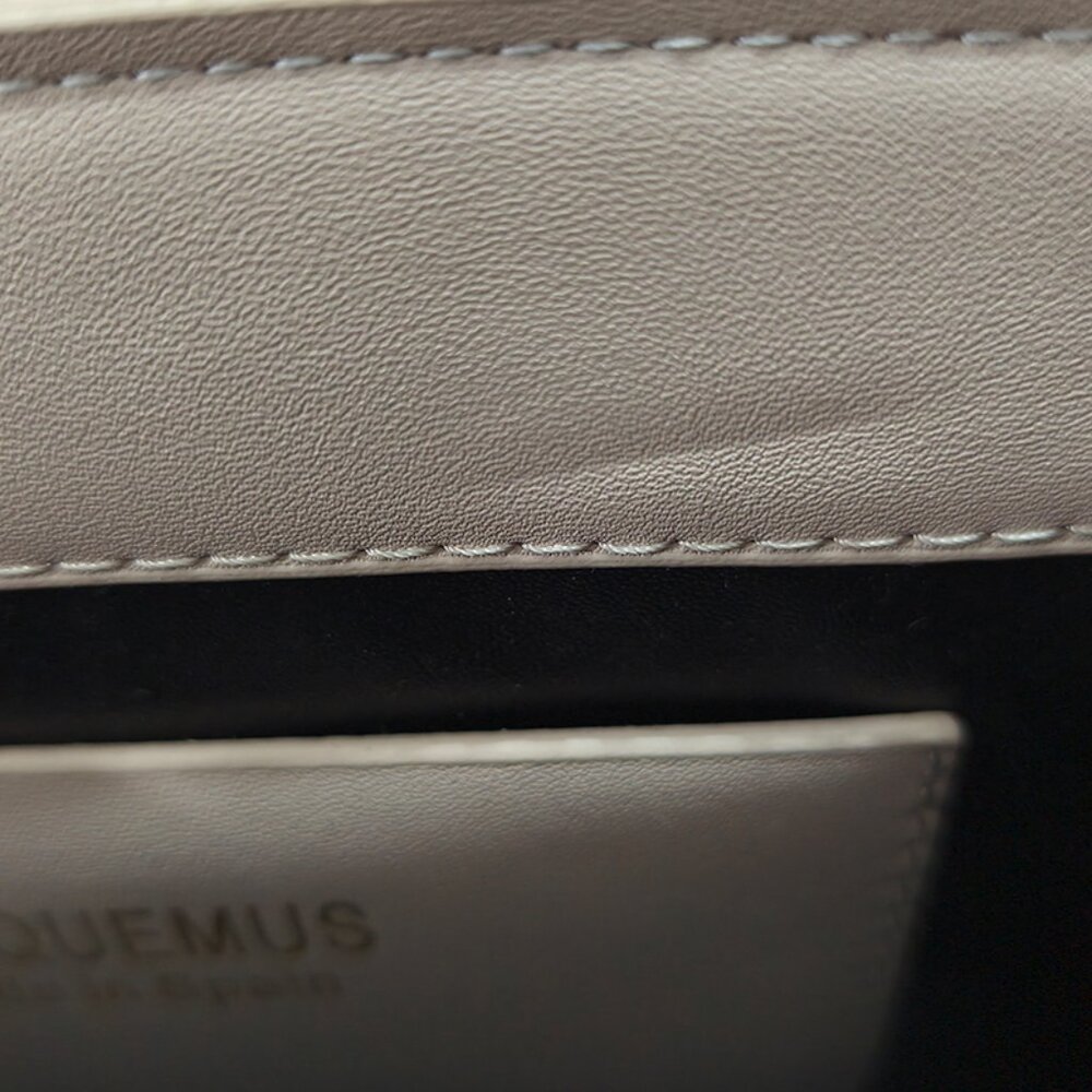 Jacquemus Medium Chiquito Grey Top-Handle Bag - Picture 10 of 11
